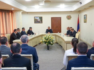 Քննչական կոմիտեի նախագահ Արթուր Պողոսյանը ներկայացրել է գլխավոր վարչության պետի տեղակալին