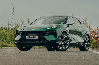 Lotus betting on hybrids: Updated Eletre, new compact crossover to arrive in Europe