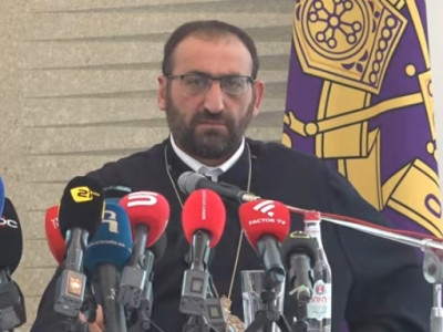 Ինձ դիպլոմներ չէին տալու, բայց իմ համար վիրավորական կլիներ այս իշխանությունից պարգև ստանալը. Արշակ Սրբազան
