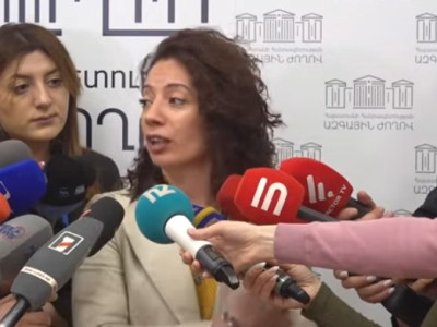 Ես առհասարակ պատարագների չեմ գնում, եթե ես Աստծու հետ խոսելու բան ունեմ, իմ միջնորդը քահանաները չեն. Քրիստինե Պողոսյան