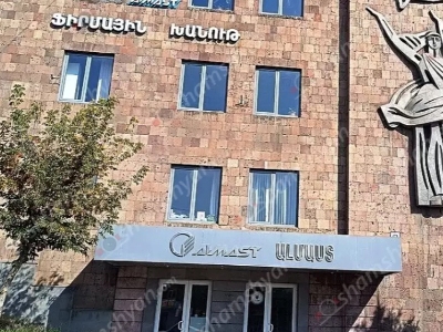 Երևանում «Ալմաստ» գործարանից «Պոլիտրավմա» ախտորոշմամբ հիվանդանոց է տեղափոխվել մի քաղաքացի