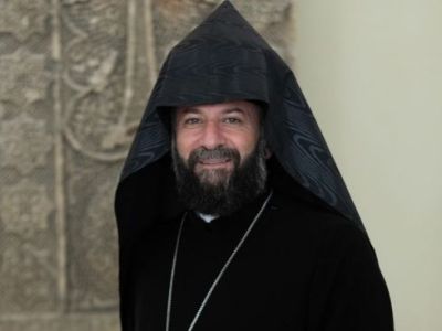 Предстоятель Греческой епархии: Католикос всех армян является законным главой ААЦ