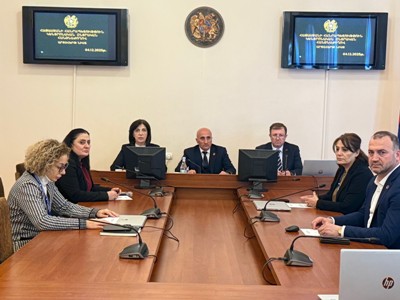 ԿԸՀ-ն արտահերթ նիստում անդրադարձել է է «Անկախ դիտորդի» դիմումներին