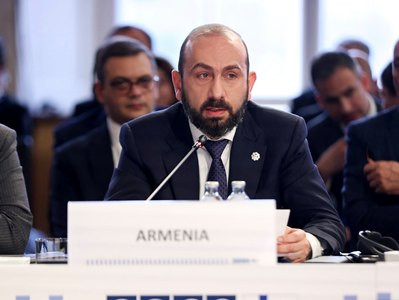 Мирзоян: Мы активно продолжаем диалог, направленный на полную нормализацию отношений с Турцией