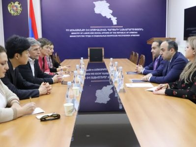 ԱՍՀ փոխնախարարը ԱՄԿ ներկայացուցիչների հետ քննարկել է ՀՀ–ում ոչ ֆորմալ զբաղվածության կանխարգելման հարցերը