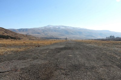Ջերմուկում ծրագրում են մինչև 2028 թ. նոր օդանավակայան կառուցել. ծրագիր, որ քննարկվում է շուրջ 20 տարի. «Հետք»