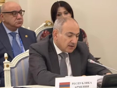 Armenia’s Pashinyan lauds Azerbaijan’s Aliyev at EAEU session