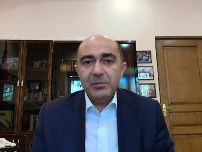 «Светлая Армения» – Пашиняну: Вы в одностороннем порядке отдали все, еще и предлагаете Алиеву дорожную карту
