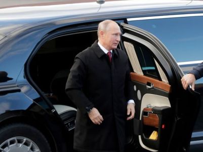 В Кремле рассказали, как Путин ездит на машине
