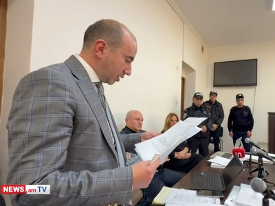 Оппозиционные депутаты и артист представили ходатайства об изменении меры пресечения в отношении мэра Гюмри