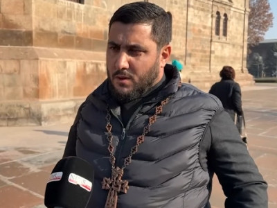 Иерей: Никто не имеет права требовать отставки Католикоса всех армян