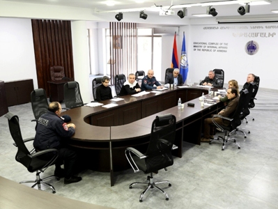 ՆԳՆ Ոստիկանապետը հետևել է Քրեական և Համայնքային ոստիկանություններում ընդունելություն-մրցույթի եզրափակիչ փուլին