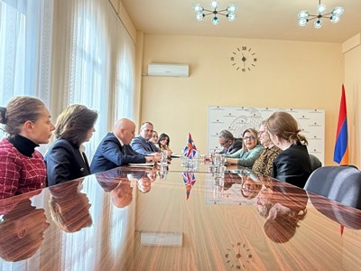Глава ЦИК Армении и посол Великобритании обсудили процесс подготовки к выборам 2026 года