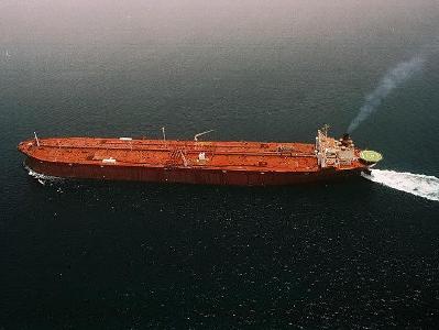 China commissions world’s first methanol-powered oil supertanker