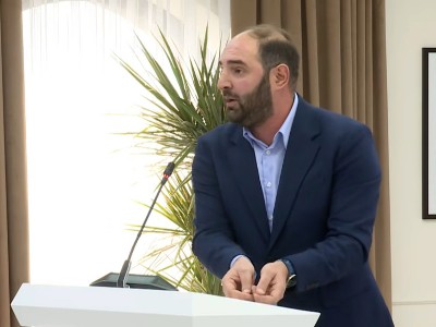«Խի չգիտե՞ք, որ մենք նիկոլականներ ենք, քեզնից լավ «արա՞». Ավագանու անդամ