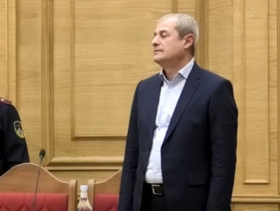 ԲԴԽ-ն դատավոր Արշակ Պետրոսյանին նախազգուշացում հայտարարեց (վիդեո)