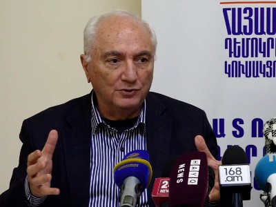 Член движения «Вместе»: Народ Армении ждет конкретных ответов на конкретные вопросы
