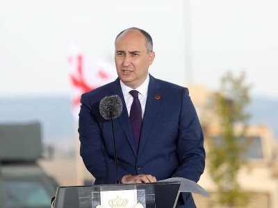 Ожидающий за решёткой приговора экс-министр обороны Грузии назвал абсурдными обвинения в коррупции