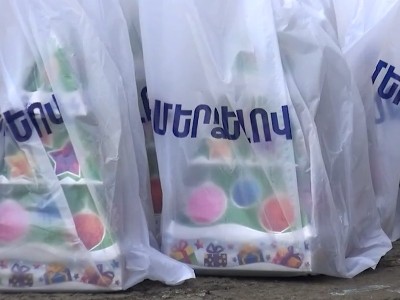 Самвел Карапетян продолжает заботиться об армянских детях даже в неволе