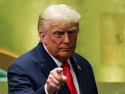 Trump says Armenia, Azerbaijan agreed to resolve their conflict when he threatened them with high tariffs