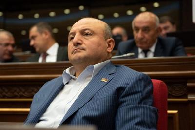 «Жоховурд»: С кем мэр Гюмри делил камеру в изоляторе Службы нацбезопасности Армении?