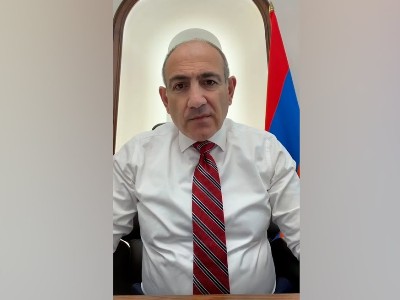 Пашинян: Церковь должна быть той территорией, где люди перестают быть оппозиционными или провластными