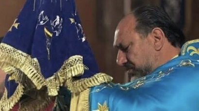 «Ես չէի, սարկավագն էր, ուրարակիրն էր». Փաշինյանին միացած Տեր Շմավոնը` հայտնի «կանդրաբանդայի» մասին