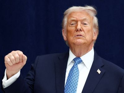 Trump threatens Iran with unprecedented strikes