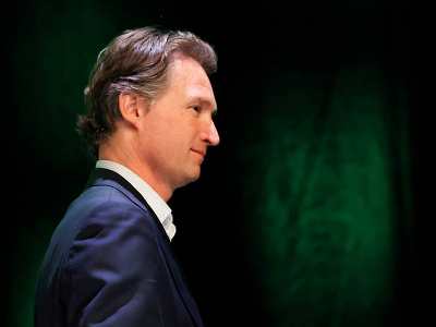 Heineken գարեջրագործական կոնցեռնի գլխավոր տնօրեն Վան դեն Բրինքը հրաժարական կտա