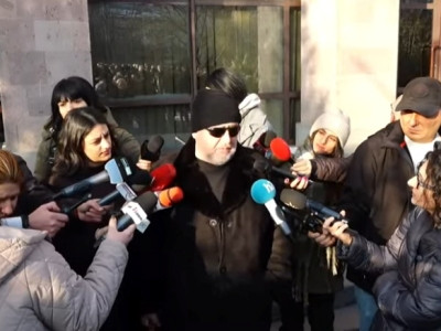 Адвокат: Никол Пашинян в ужасе от настоящих армянских мужчин, потому преследует Давида Амбарцумяна