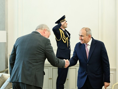 Premier holds farewell meeting with Head of EU Civilian Monitoring Mission in Armenia