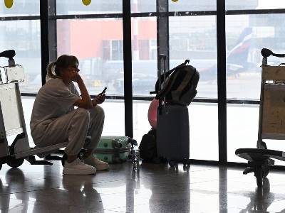 Застрявшие в аэропорту Варшавы граждане Армении все еще не могут вернуться в Ереван