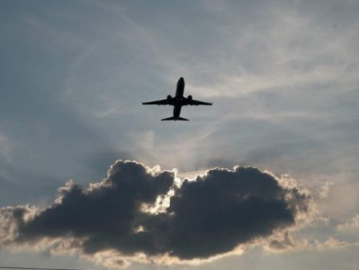 Iran reopens its airspace