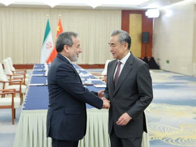 Պեկինը հանդես է գալիս ընդդեմ «ջունգլիների օրենքին» աշխարհի վերադարձին. Չինաստանի արտգործնախարարը՝ Աբբաս Արաղչիին