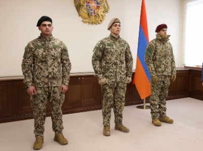 Пашинян: Новая форма нашей армии красивая и функциональная