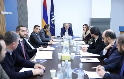 «Հրապարակ». ՔՊ–ում զբաղված են իրար խորտակելով. Թույն են շնչում