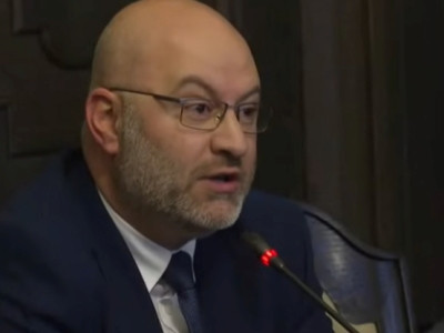 Գյումրիից 20 դոլարով Լառնակա են թռնում, ավելի էժան, քան տաքսիով Գյումրիից Երևան․ մարզպետը՝ Մհեր Գրիգորյանին