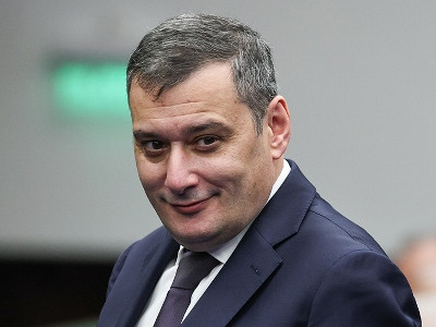 Попавший в ДТП губернатор Курской области РФ перенёс операцию