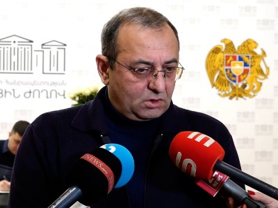 Оппозиционер: А кто будет оценивать – сохраняет наблюдательская миссия политическую беспристрастность или нет?