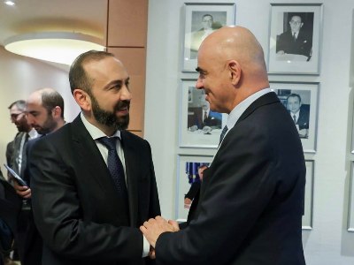 Мирзоян и Ален Берсе обсудили в Страсбурге события на Южном Кавказе