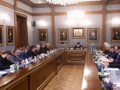Католикосу Всех армян предложили лишить сана епископа Геворка Сарояна