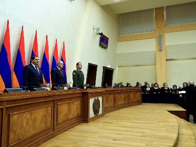 Пашинян посетил МО Армении: Сегодня внедряется сержантская система, которая будет иметь поворотное значение
