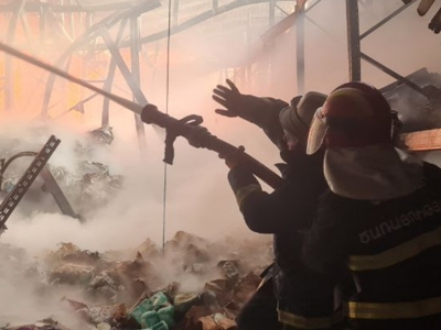 Врач скорой помощи с места пожара на улице Шерами в Ереване: За помощью пока обратился один человек