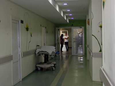 Доставленный из Арцаха в Армению Славик Амбарцумян впервые встретился с родными