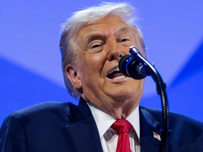 Trump jokes about Venezuela, Canada, Greenland joining the US