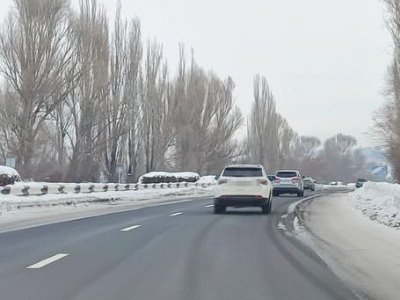 В регионах Апарана, Арагаца и Ашоцка идет легкий снег