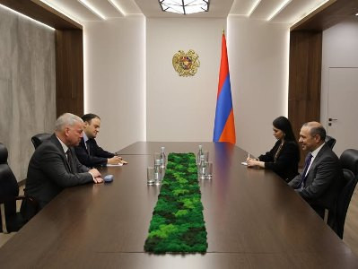 Секретарь СБ РА принял завершающего работу в Армении главу миссии ЕС Маркуса Риттера