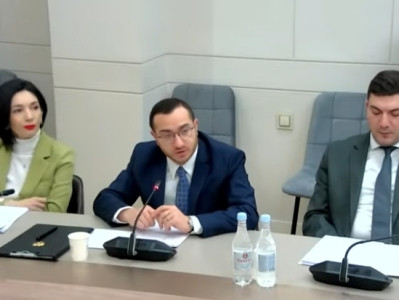 Պոռնկագրություն, դաժանություն, բռնություն պարունակող հաղորդումների տարածումը կարգելվի․ Մխիթար Հայրապետյան