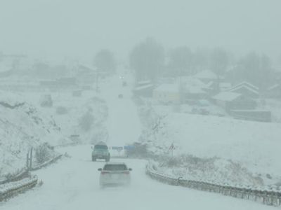 Сильная метель и отсутствие видимости: что происходит на дорогах Армении