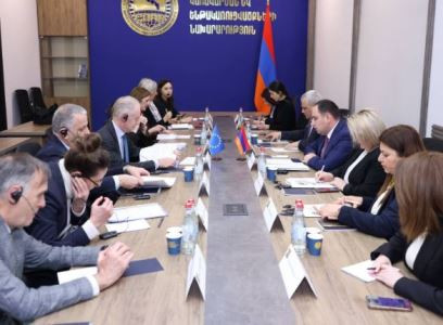 Davit Khudatyan, Gert Jan Koopman discuss Armenia railway, road border infrastructure